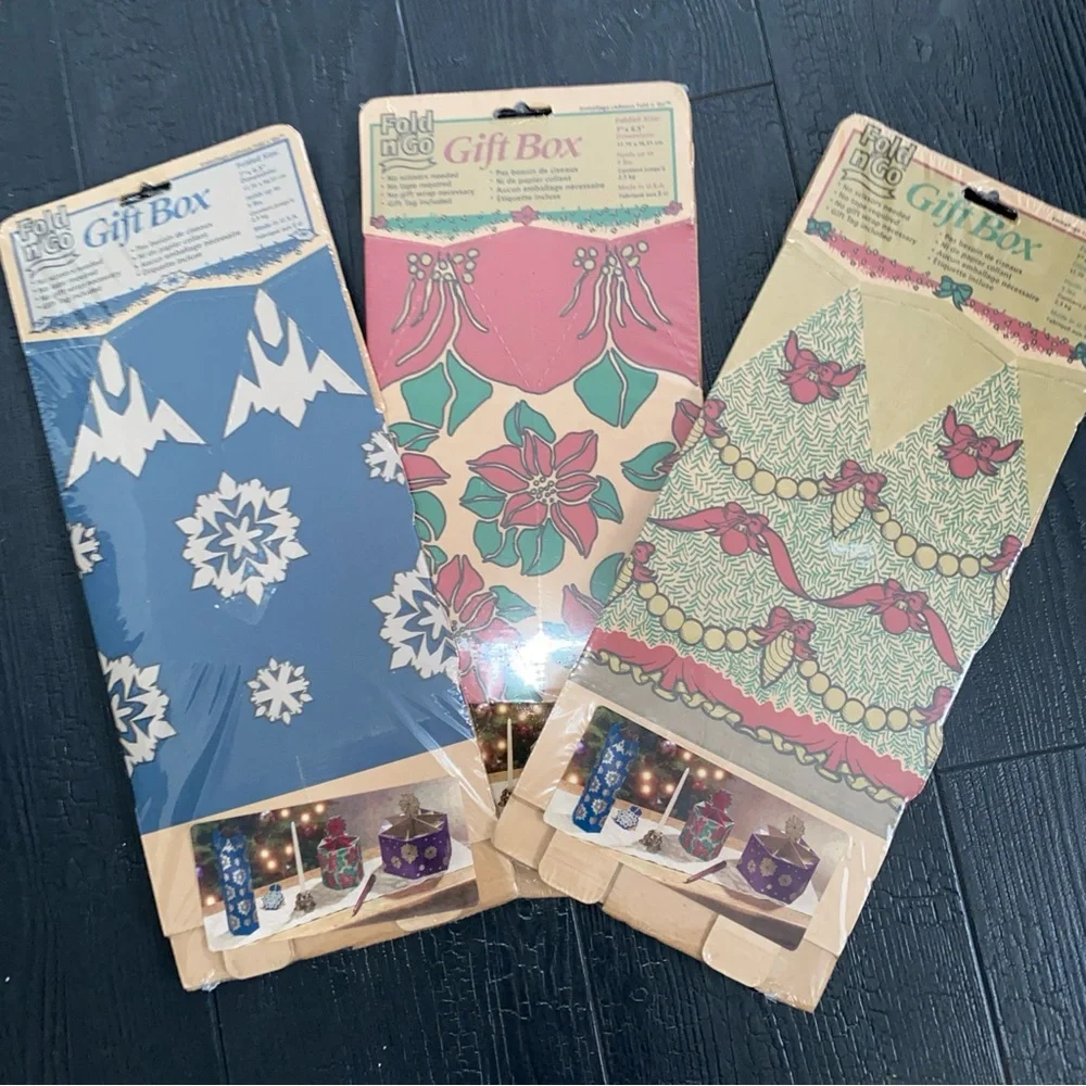 Vintage Fold N' Go Christmas Tree Poinsettia Snowflake Gift Box Lot of 3 Sealed‎